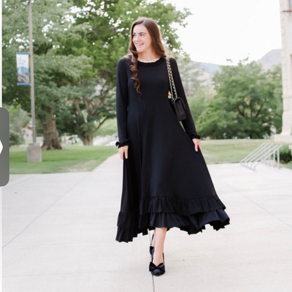 Dresses & Skirts - DJ Dress